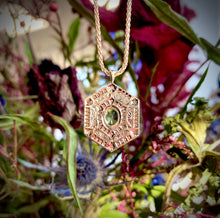 Load image into Gallery viewer, Kaleidoscope Eye green sapphire and Diamond pendant