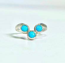 Load image into Gallery viewer, Turquoise 3 bezel sterling silver ring
